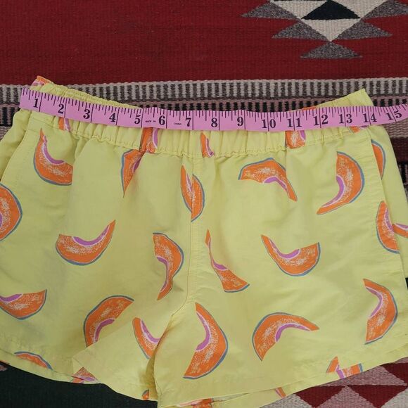 Patagonia Barely Baggies 2 1/2" Shorts Womens Small Yeolow Cantaloupe Nylon - Picture 7 of 9